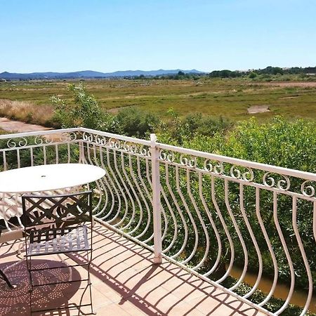Studio 2 Personnes Vue Marais Salant Parking Et Terrasse Proche Commodite Hyères Zewnętrze zdjęcie
